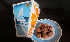 I Baci di Alassio, una tradizione della Liguria - Vagabondi in Italia