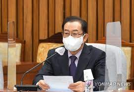 국민의힘이 '코드 방역 인사' 의혹을 사고 있는 기모란 청와대 방역기획관 임명을 철회하라고 청와대를 압박하고 나섰다. Svyklohbnvgmum