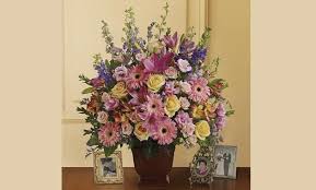 Lancaster marriott at penn square, 25 south queen street lancaster, pa 17602. Send Flowers To Lancaster Pa Same Day Flower Delivery From Local Flower Shops 1st In Flowers