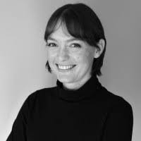 Louise Randolph's Instagram, Twitter & Facebook