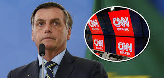 No fim da entrevista, bolsonaro tirou a máscara repentinamente. Cnn Brasil E Bolsonaro