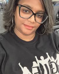 Get all of your 🔥🐝👐🏾 @officialcappadonna clothing @glfentertainment  @nardesigns