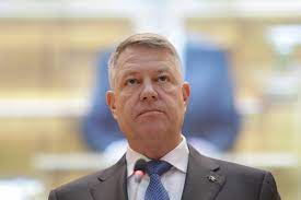 Potrivit acestei legi, se reduce vârsta standard de pensionare pentru persoanele care lucrează în condiții deosebite. Ce Pensie Va Incasa De Fapt Klaus Iohannis DupÄƒ Ce Va Ajunge La Varsta De Pensionare Impact