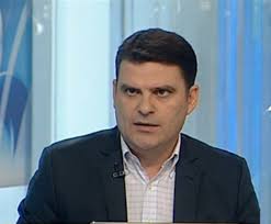 Mugur ciuvică, specialist în estetica băsului, şi evadatul din criptă lucian bolcaş. Salariul UriaÈ Pe Care Il CaÈtigÄ Radu Tudor La Antena 3 Click Mobile