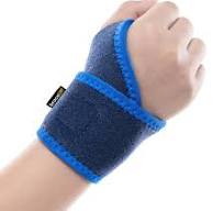 Amazon.com: BraceUP Adjustable Kids Wrist Brace- Youth Wrist ...