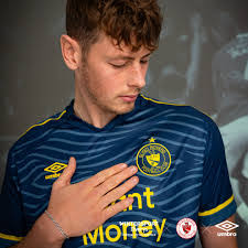 Lucas Walkowski's Instagram, Twitter & Facebook