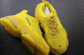 See more ideas about balenciaga sneakers, balenciaga low top, balenciaga. Balenciaga Triple S Clear Sole Sneaker Yellow Yellow Balenciaga Sole Sneakers Balenciaga Shoes