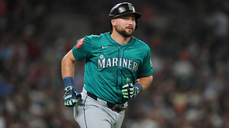 Mariners' Cal Raleigh breaks AL record with 38 homers before the All-Star  break | WOWK 13 News