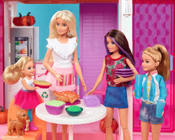 Could you give her an exquisite makeup which is suitable for thanksgiving night? Barbie Grateful For The Small Things Big Things And Everything In Between Happy Thanksgiving From The Roberts Sisters Facebook