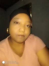 I love (Elvira) Cassandra Peterson so hard.  https://www.facebook.com/reel/1041724138001229