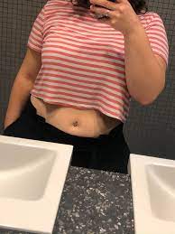 Wanted a navel piercing for ages but I always thought it only looks good on  flat stomachs... Finally got the courage to get one as a chubby girl! : r/ piercing