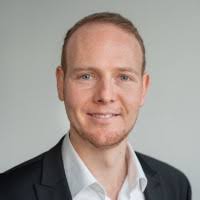 200+ Profile mit dem Suchbegriff „Lensing“