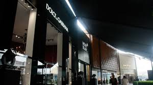 Carabineros detuvo a siete personas acusadas de participar en el robo a una tienda gucci, ubicada en el distrito de lujo del parque arauco, las condes. Marite On Twitter Atencion Persas Y Ferias Libres Que Llegara La Ultima Coleccion De Gucci Mientras Gente Siga Comprando Cosas Robadas Esto No Parara Nunca Https T Co Ozrcxtncta