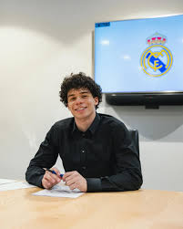Enzo Alves, filho de Marcelo, assina primeiro contrato profissional com Real Madrid