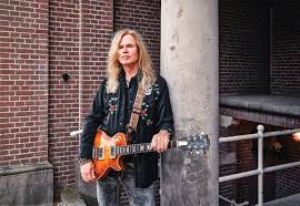 Adrian Vandenberg