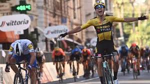 After a strong sprint, wout van aert has won the final stage of the tour de fran. Milan San Remo Wout Van Aert Wins Thrilling First Monument Bbc Sport