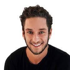 Sami Baki's Instagram, Twitter & Facebook