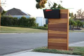 Original atomic avocado designs mid century modern stylized mailbox. Simple Instructions For Building Your Own Diy Mid Century Modern Wooden Mailbox Column And Modern Farmhouse Mailbox Mailboss
