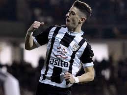 Adrián Dalmau wijst buitenlandse clubs af en blijft in de Eredivisie'