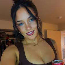 lexie ;) (@lexie.hill) • Instagram photos and videos