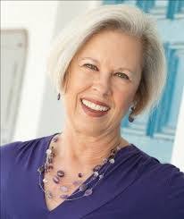 Ellen Dineen's Instagram, Twitter & Facebook