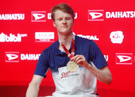 Anders antonsen face peter gade & jim laugesen in this badminton match 2 on 1. Antonsen Wins First Indonesia Masters Title