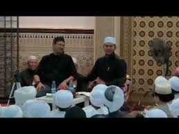 Diperkenalkan bagi menggantikan slot identiti; Ustaz Abdullah Khairi Vs Ustaz Syamsul Debat Youtube