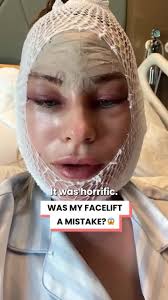 Julia Johns Comedian