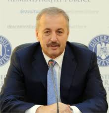 Nu degeaba acelasi dragnea ne atragea atentia ca nimeni altul decat numai dansul cunoaste programul de guvernare din scoarta in scoarta. Noi Audieri In Cazul Belina Vasile Dancu La Pescuit Cu Liviu Dragnea 29 07 2020 Bursa Ro