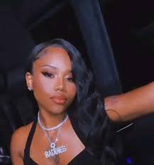 Does Fania deserve the 2nd Baddies chain?