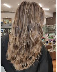 Torriton Beauty Hair No Instagram Mechas Para Quem Quer Mudar O Visual De Maneira Discreta Cabelo Por Solproenca Agend In 2020 Hair Hair Beauty Hair Color