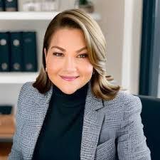 Sharyn Grant's Instagram, Twitter & Facebook