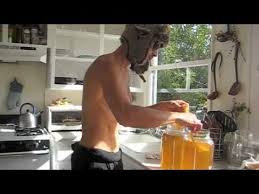 My Personal Kombucha Recipe 1 Gallon Water 6 Organic White Tea Bags And 2 Cups Of Organic Honey Brew 10 14 Days Organic Kombucha Kombucha Recipe Kombucha