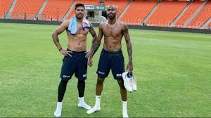 We did not find results for: India Vs England Hardik Pandya Umesh Yadav Flaunt Their Abs As Hustle Continues For Pink Ball Test
