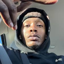 It's so difficult to find a skate crew. Friends in general tbh