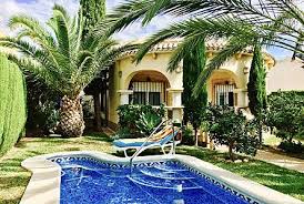 El mejor precio, la mayor calidad. Holiday Villas Torrevieja Alicante