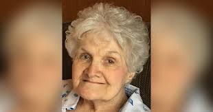 Elizabeth Ashbaugh's Instagram, Twitter & Facebook