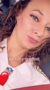 Amber Cozad's Instagram, Twitter & Facebook