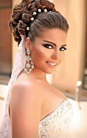 Lockige Hochsteckfrisuren Fur Lange Haare Besten Haare Ideen Haare Hochzeit Frisur Hochzeit Lockige Hochsteckfrisur