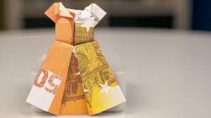 Maybe you would like to learn more about one of these? Geldgeschenke Hochzeit Kleid Aus Geldschein Falten Deutsch Youtube
