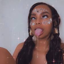 Ahegao by yami_kun (ig: yami_kun)