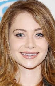 Kyra Cook's Instagram, Twitter & Facebook