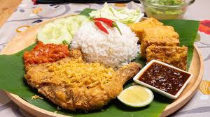 Resepi nasi kerabu che nom. Nasi Ayam Penyet Sedap Tak Sabar Tunggu Azan Youtube In 2021 Food Asian Recipes Cooking Recipes