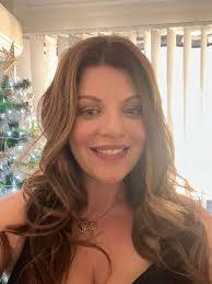 Tamara Gallagher's Instagram, Twitter & Facebook