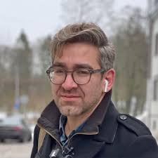 Simon Ostrovsky