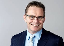 The traditional way of becoming a sir, in fact, the only way as far as many people are concerned is to be knighted by the queen. Ex Bhp Billiton Ceo To Become Shell Chair