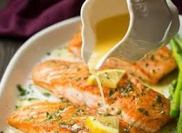La Meilleure Recette De Saumon Au Beurre A L Ail Et Citron Recipe Salmon Recipes Recipes Food
