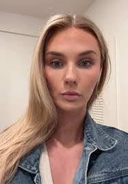 Mckenzie Olsen's Instagram, Twitter & Facebook