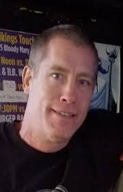 Dennis Beyer's Instagram, Twitter & Facebook