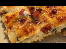 Le lasagne al forno sono un primo piatto tipico dell'emilia romagna ma diffuso ormai in tutta italia. Lasagna Al Forno Di Mare Ricetta Facile Passo Passo Delle Lasagne Con Pesce Youtube